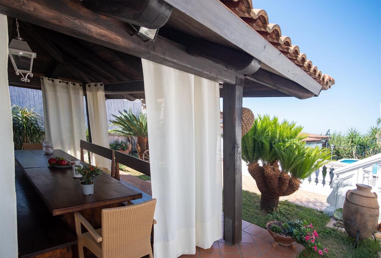 הוילה מסה לוברנסה The Garden On Capri מראה חיצוני תמונה