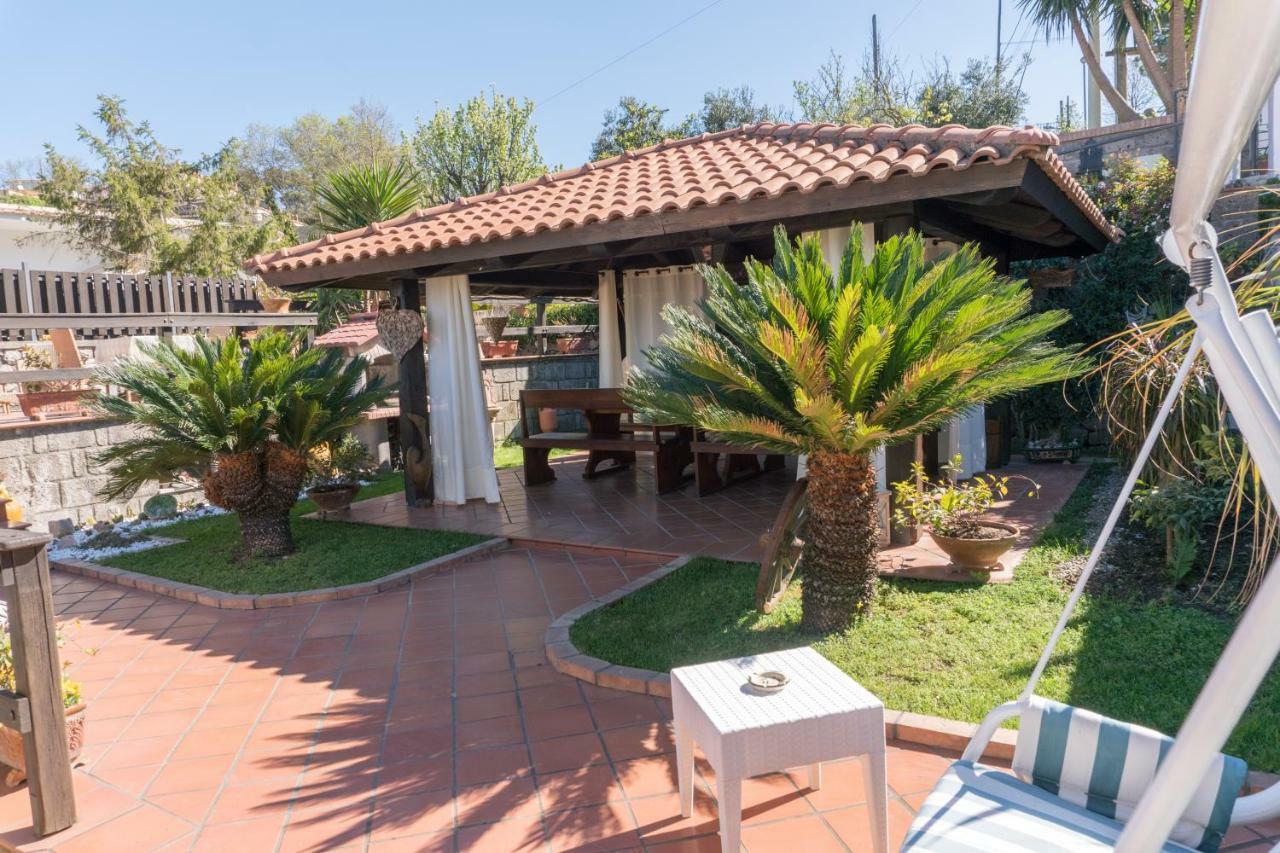 הוילה מסה לוברנסה The Garden On Capri מראה חיצוני תמונה